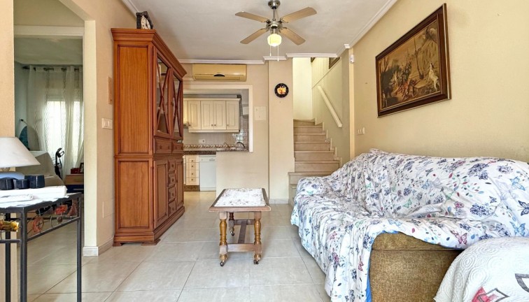 Reventa - Casa adosada - Torrevieja - La Siesta
