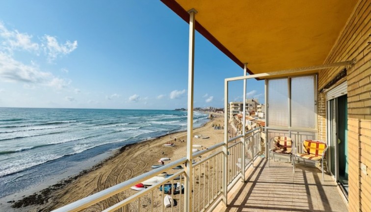 Reventa - Apartamento / piso - La Mata - LA MATA