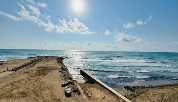 Reventa - Apartamento / piso - La Mata - LA MATA