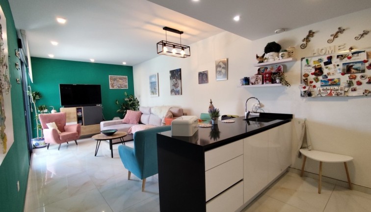 Resale - Apartment - Orihuela Costa