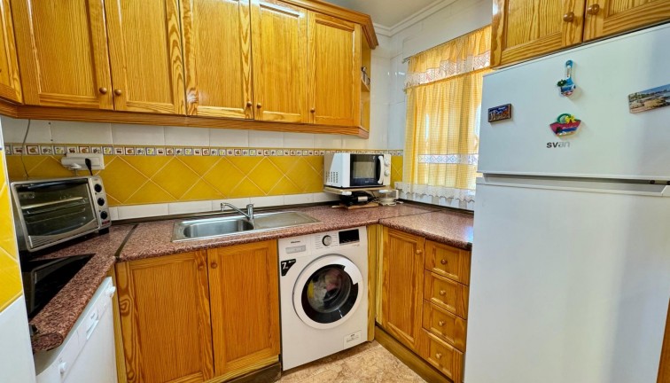 Jälleenmyynti - Asunto - Ylimmän kerroksen asunto - Torrevieja