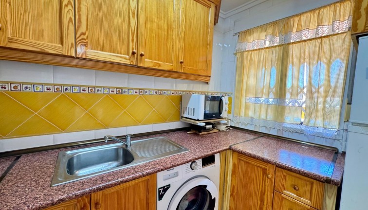 Jälleenmyynti - Asunto - Ylimmän kerroksen asunto - Torrevieja