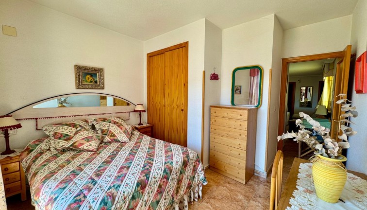 Jälleenmyynti - Asunto - Ylimmän kerroksen asunto - Torrevieja