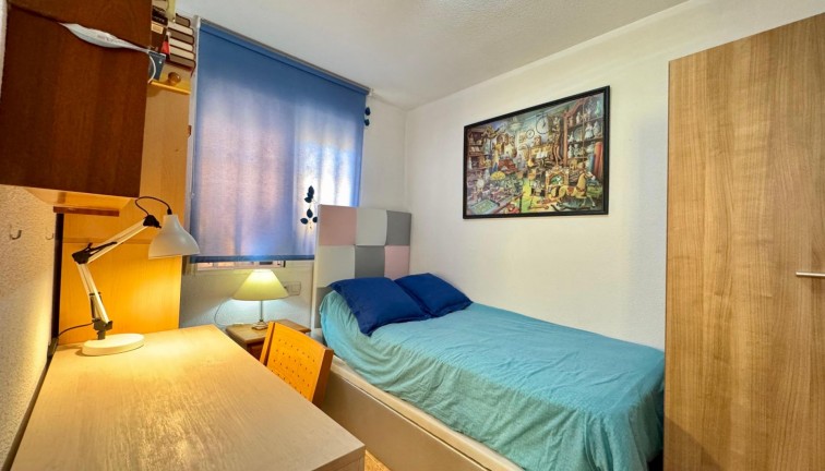 Jälleenmyynti - Asunto - Ylimmän kerroksen asunto - Torrevieja