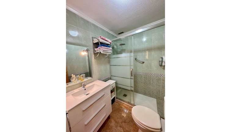 Jälleenmyynti - Asunto - Ylimmän kerroksen asunto - Torrevieja