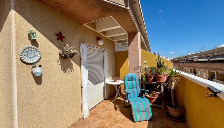 Jälleenmyynti - Asunto - Ylimmän kerroksen asunto - Torrevieja