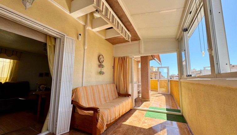 Jälleenmyynti - Asunto - Ylimmän kerroksen asunto - Torrevieja