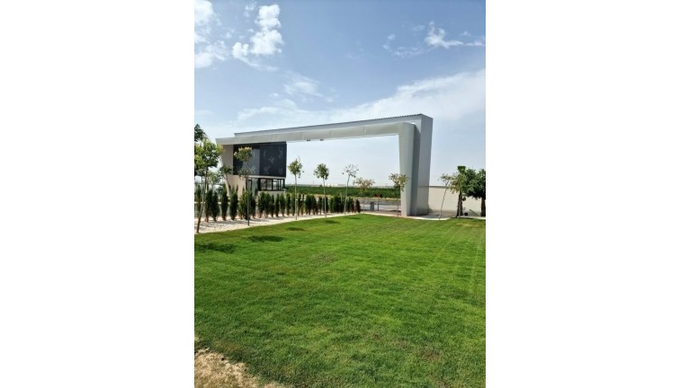 Uudistuotanto - Erillistalo - Banos y Mendigo - Altaona Golf