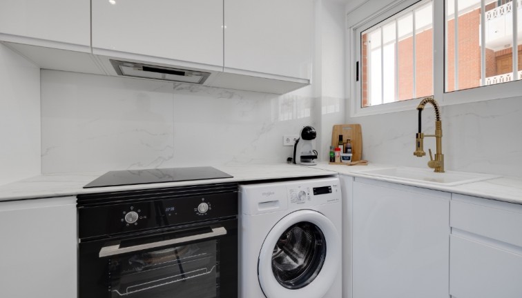 Jälleenmyynti - Asunto - Punta Prima