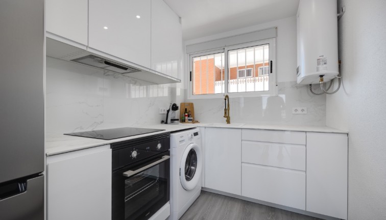 Jälleenmyynti - Asunto - Punta Prima