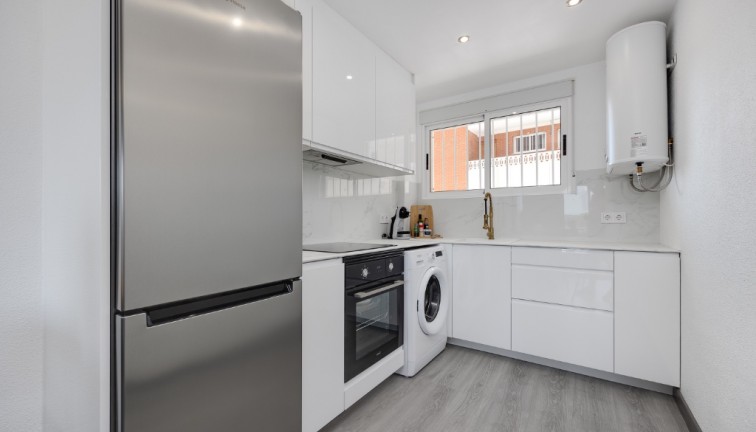 Jälleenmyynti - Asunto - Punta Prima