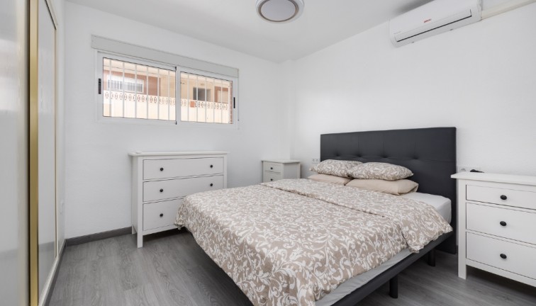 Jälleenmyynti - Asunto - Punta Prima