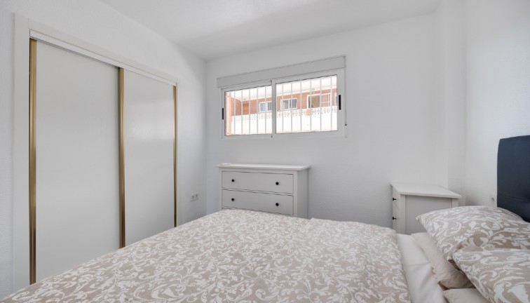 Jälleenmyynti - Asunto - Punta Prima