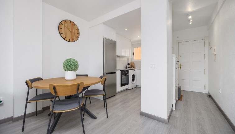 Jälleenmyynti - Asunto - Punta Prima