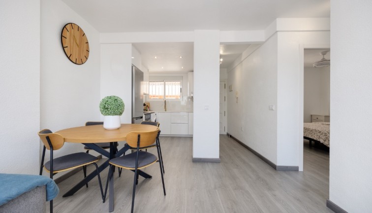 Jälleenmyynti - Asunto - Punta Prima