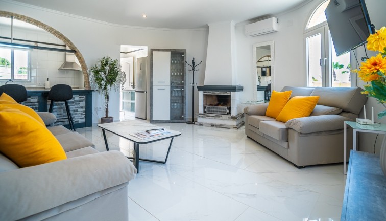 Reventa - Chalet - Torrevieja - La Siesta