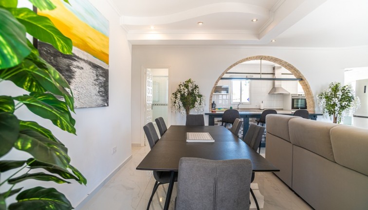 Reventa - Chalet - Torrevieja - La Siesta