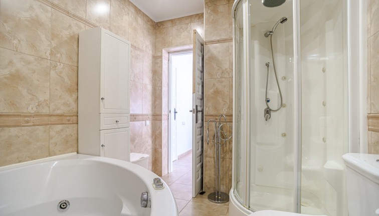 Reventa - Chalet - Torrevieja - La Siesta