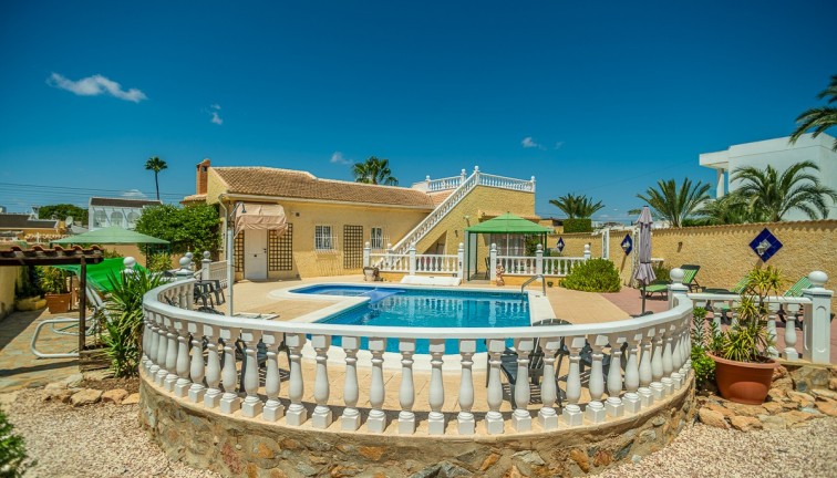 Reventa - Chalet - Torrevieja - La Siesta