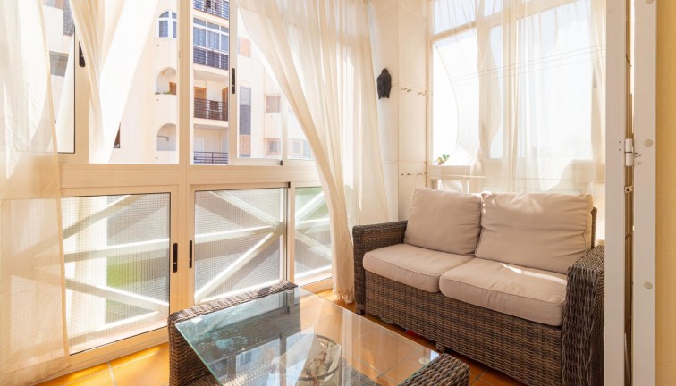 Resale - Apartment - Torrevieja - La veleta