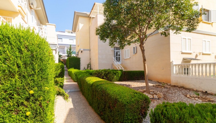 Resale - Apartment - Torrevieja - La veleta