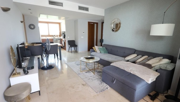Reventa - Apartamento - Apartamento en el último piso - Torrevieja - Punta Prima