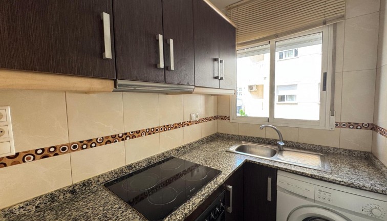 Återförsäljning - Lägenhet - Torrevieja