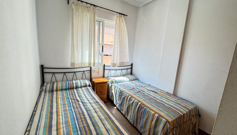 Återförsäljning - Lägenhet - Torrevieja