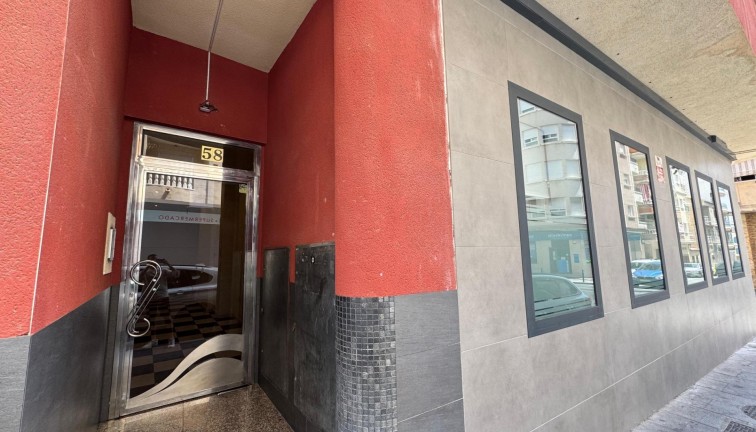 Återförsäljning - Lägenhet - Torrevieja