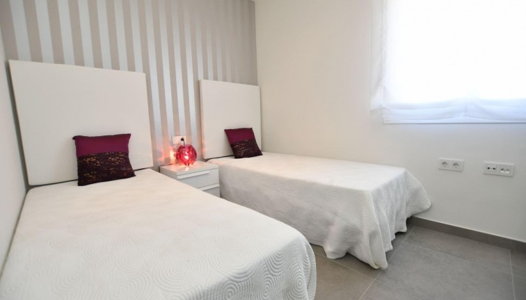 Uudistuotanto - Bungalow - San Miguel de Salinas