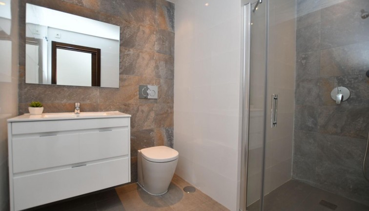 Uudistuotanto - Bungalow - San Miguel de Salinas