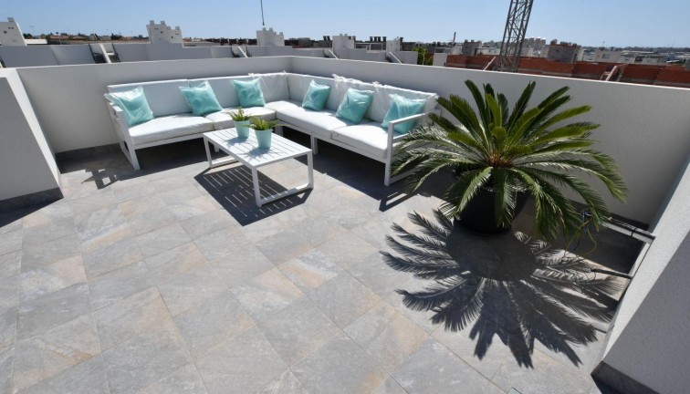 Uudistuotanto - Bungalow - San Miguel de Salinas