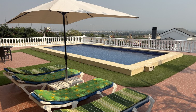 Resale - Chalet - Algorfa