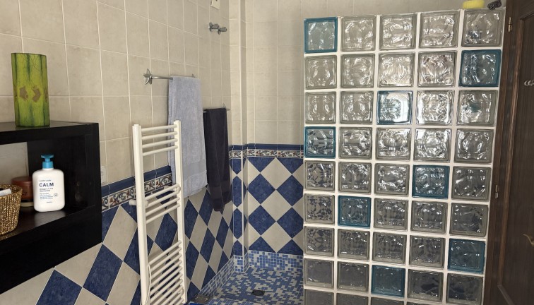 Resale - Chalet - Algorfa