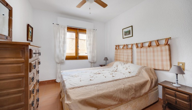 Återförsäljning - Lägenhet - Torrevieja - LA MATA