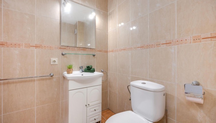 Återförsäljning - Lägenhet - Torrevieja - LA MATA