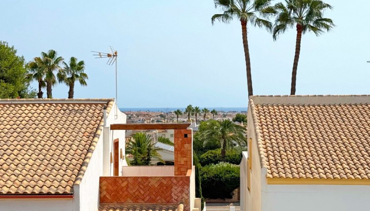 Resale - Chalet - Orihuela Costa - Villamartín