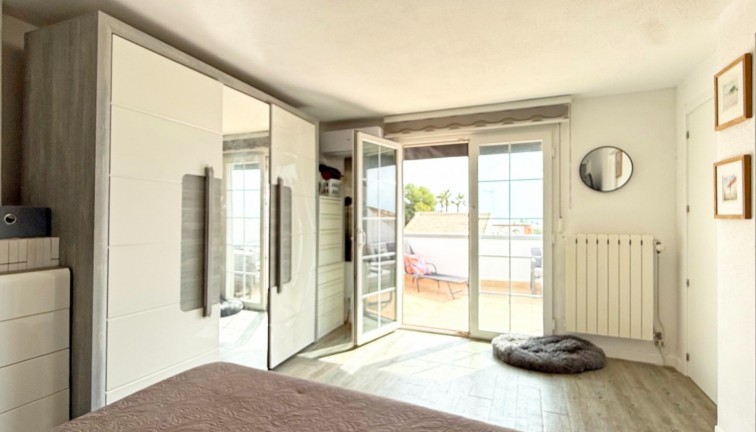 Resale - Chalet - Orihuela Costa - Villamartín