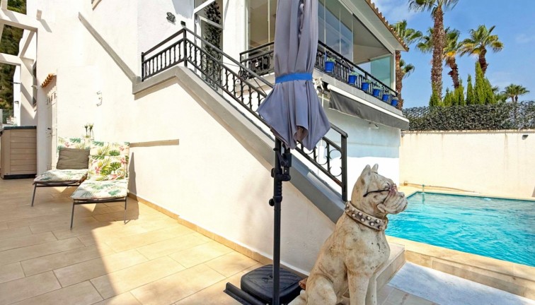 Resale - Chalet - Orihuela Costa - Villamartín