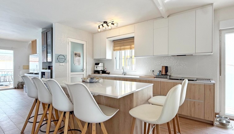 Resale - Chalet - Orihuela Costa - Villamartín