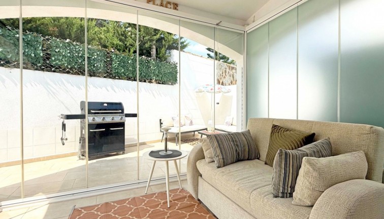 Resale - Chalet - Orihuela Costa - Villamartín