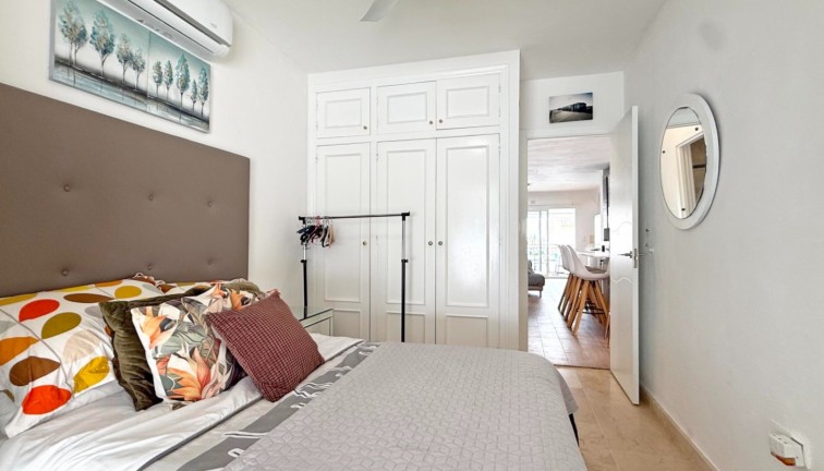 Resale - Chalet - Orihuela Costa - Villamartín