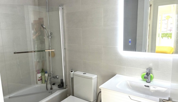 Resale - Apartment - Terrazas de la Torre