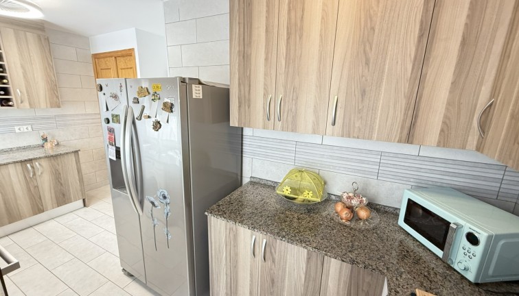 Resale - Chalet - Orihuela Costa - La Zenia