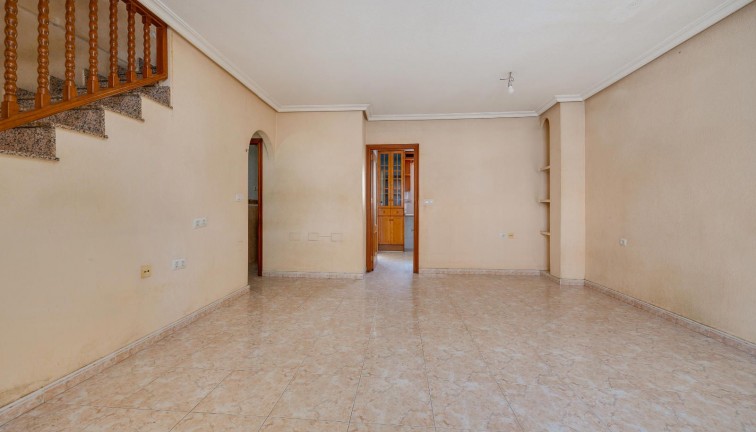 Reventa - Casa adosada - Los Montesinos - LOS MONTESINOS