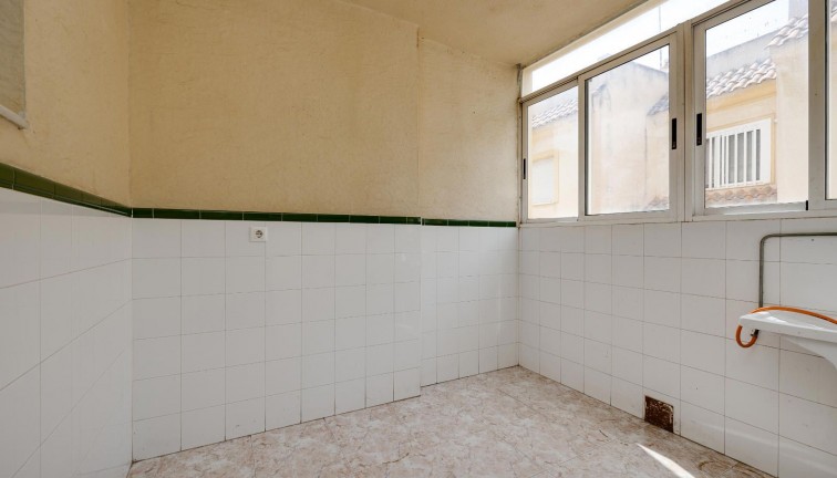 Reventa - Casa adosada - Los Montesinos - LOS MONTESINOS