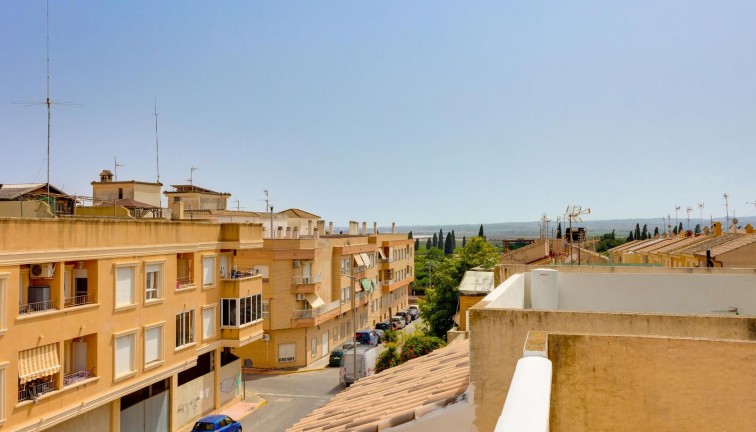 Reventa - Casa adosada - Los Montesinos - LOS MONTESINOS