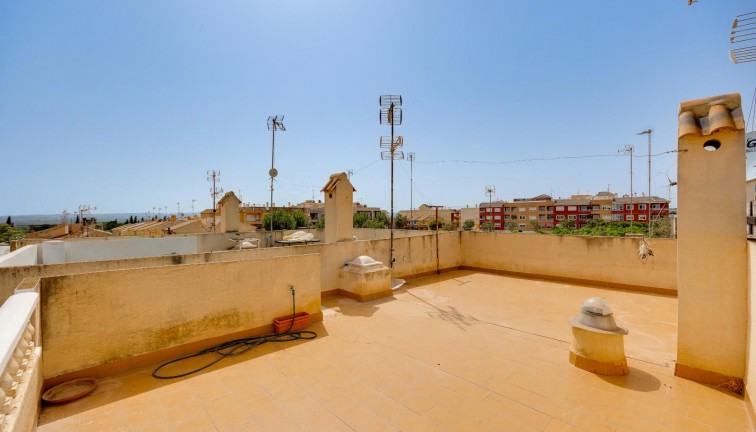 Reventa - Casa adosada - Los Montesinos - LOS MONTESINOS