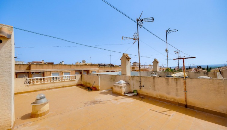 Reventa - Casa adosada - Los Montesinos - LOS MONTESINOS