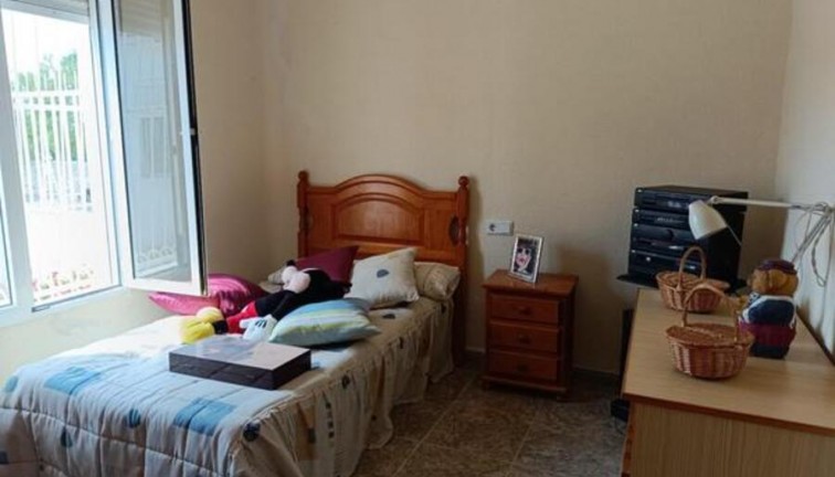 Resale - Finca - Rojales